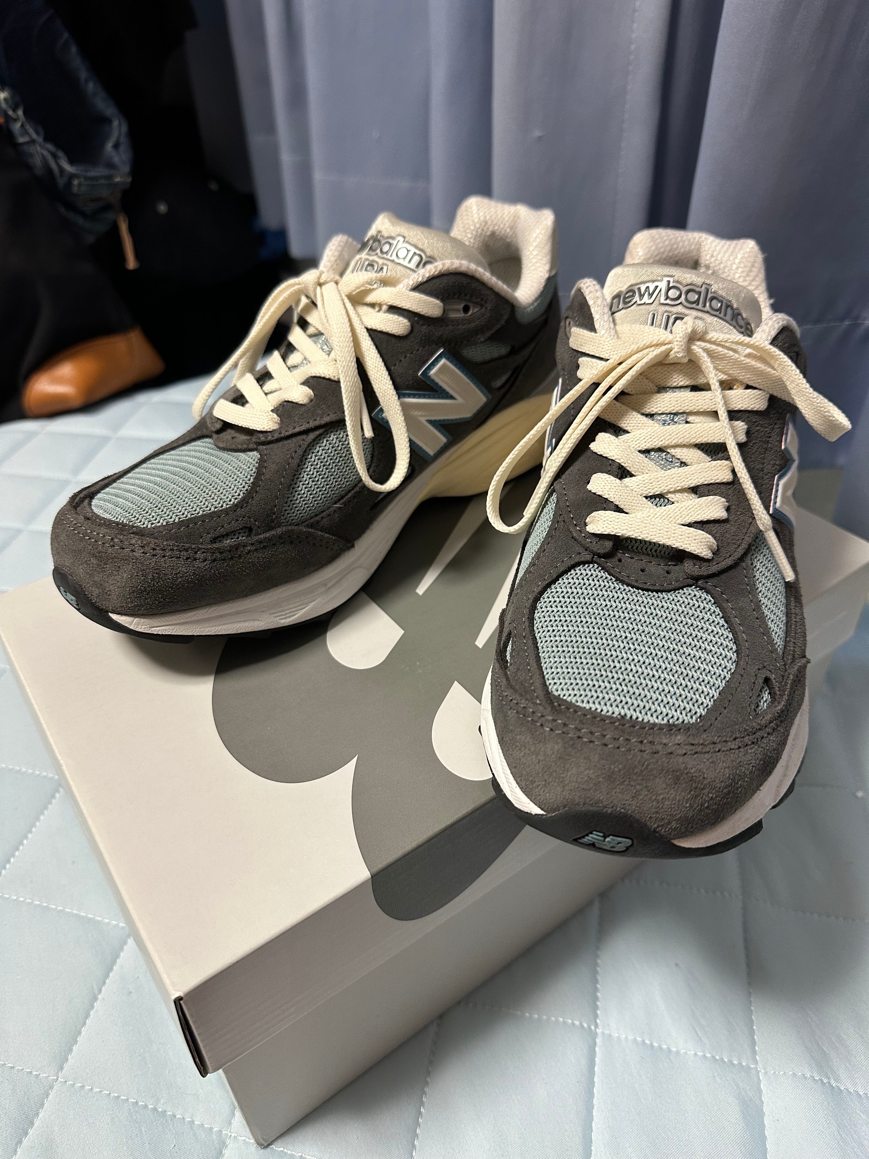 KITH × New Balance 990V3 "Steel Blue"