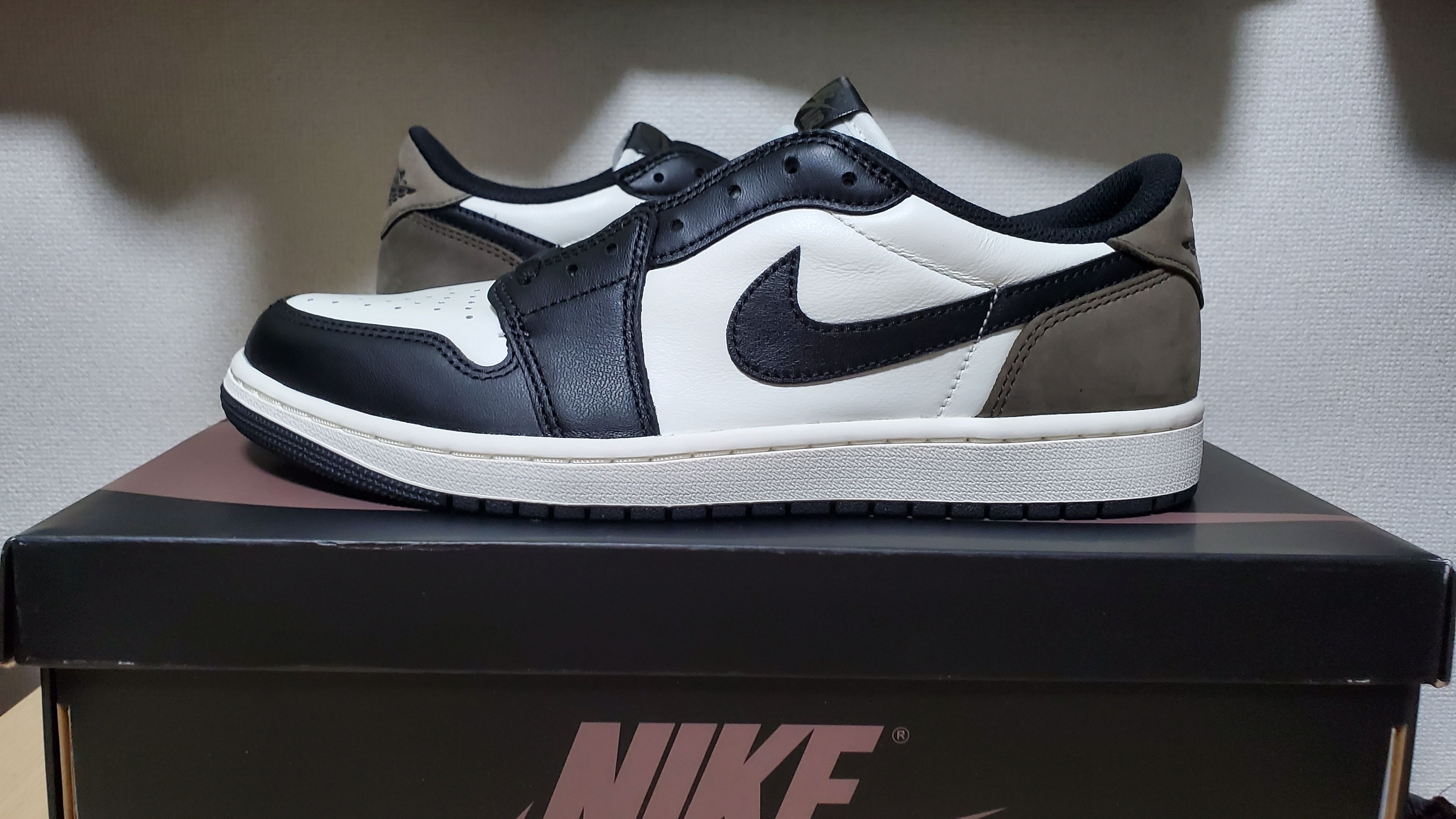 Nike Air Jordan 1 Retro Low OG "Mocha"