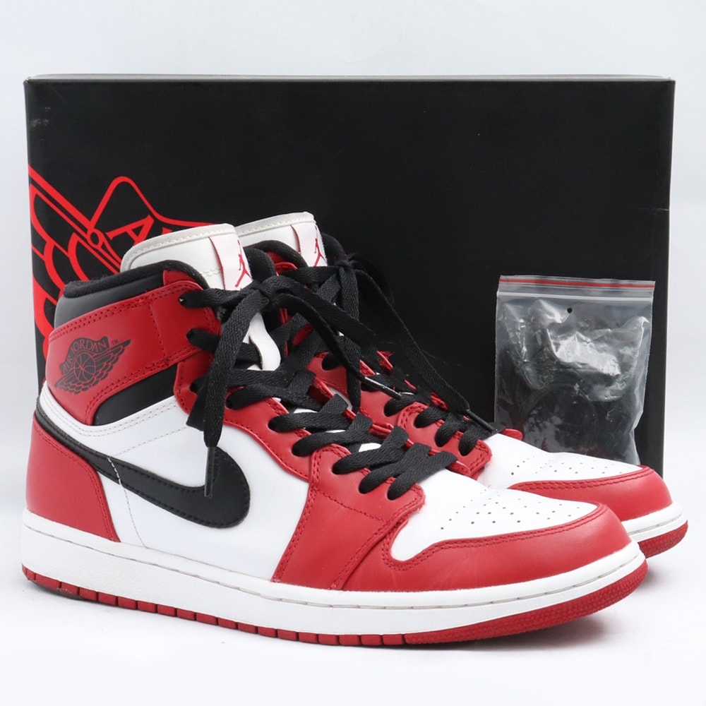 Nike Air Jordan 1 Retro High "Chicago" (2013)