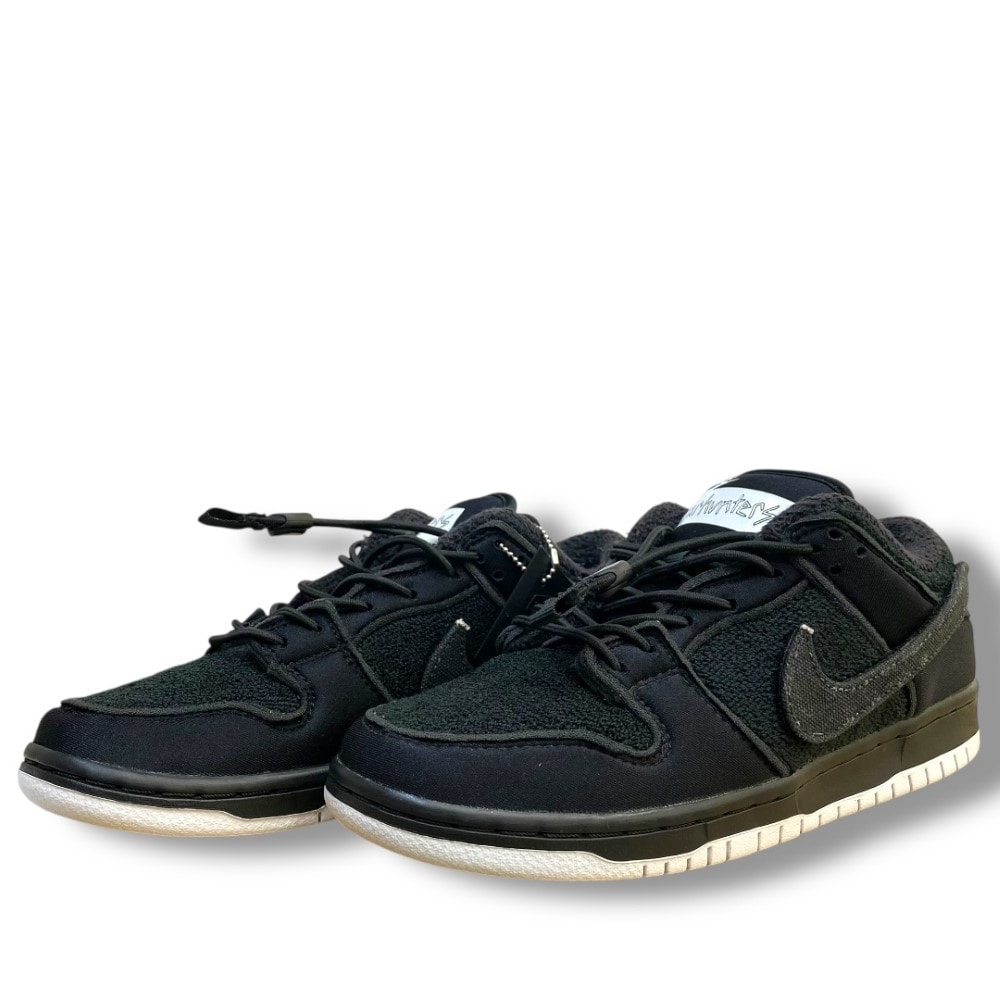 Gnarhunters × Nike SB Dunk Low "Black/White"