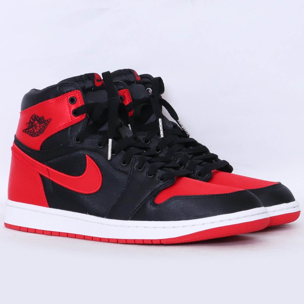 Nike Women's Air Jordan 1 Retro High OG "Satin Bred"