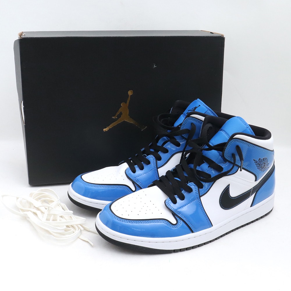 Nike Air Jordan 1 Mid SE "Signal Blue"