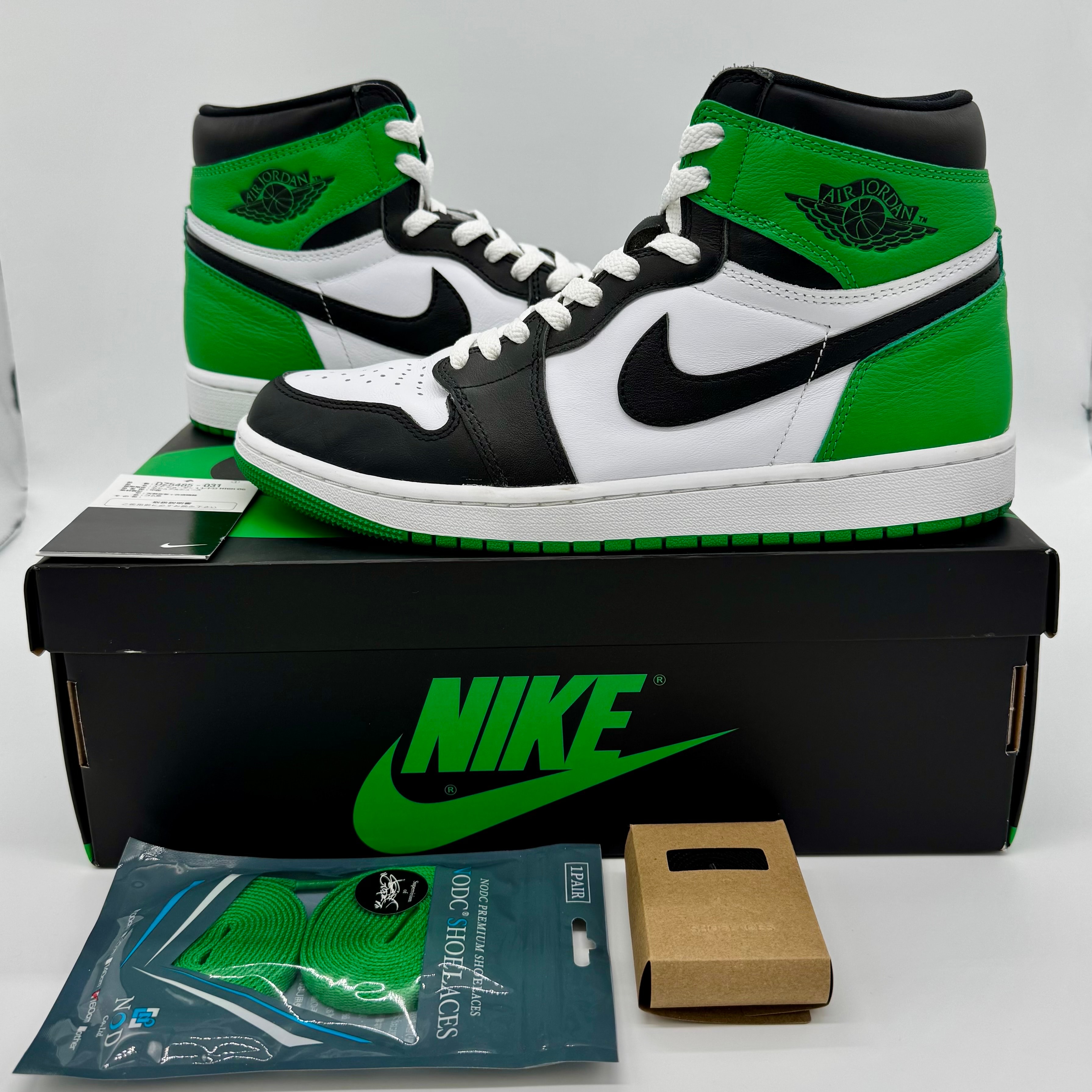 Nike Air Jordan 1 Retro High OG "Celtics/Black and Lucky Green" (2023)