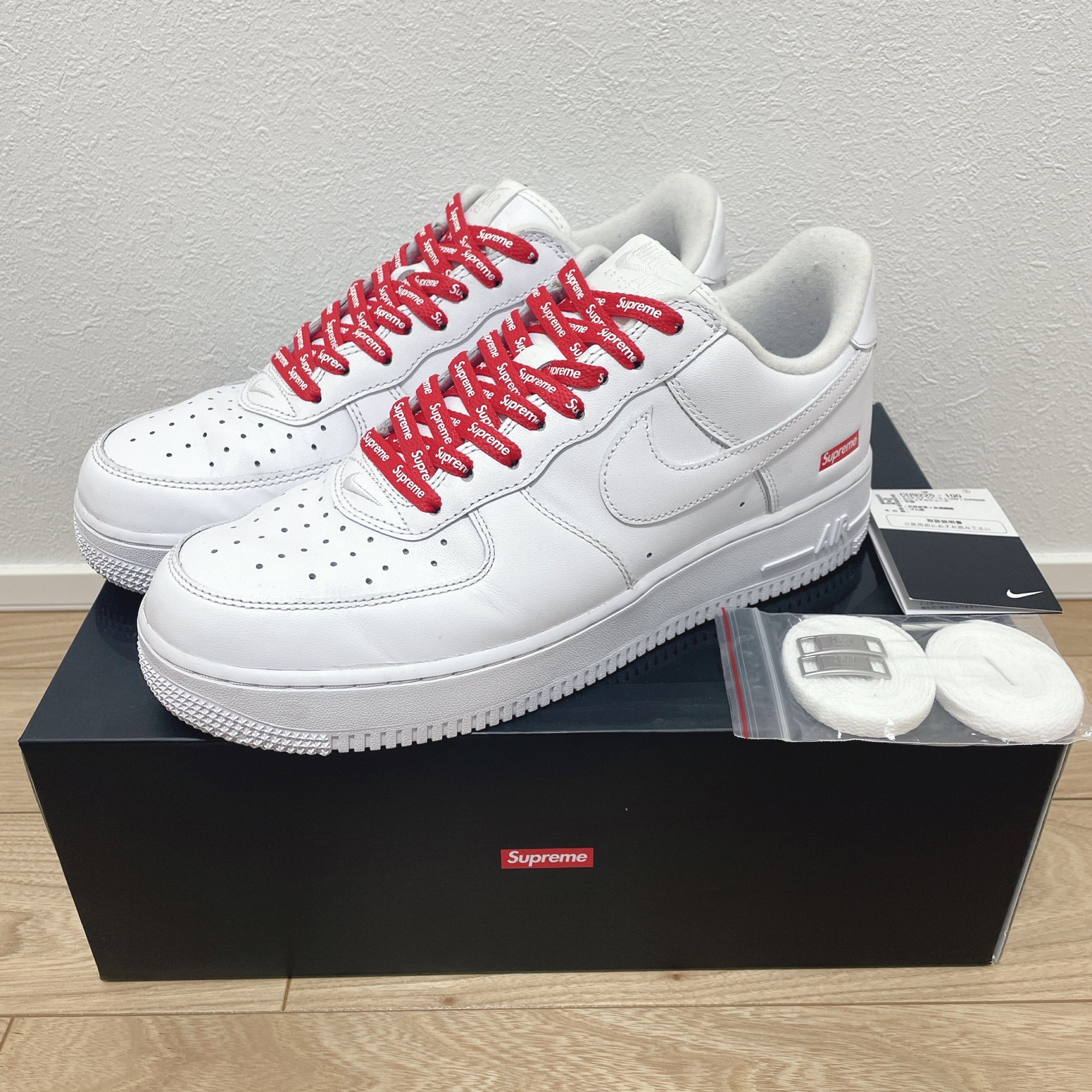Supreme × Nike Air Force 1 Low "White"