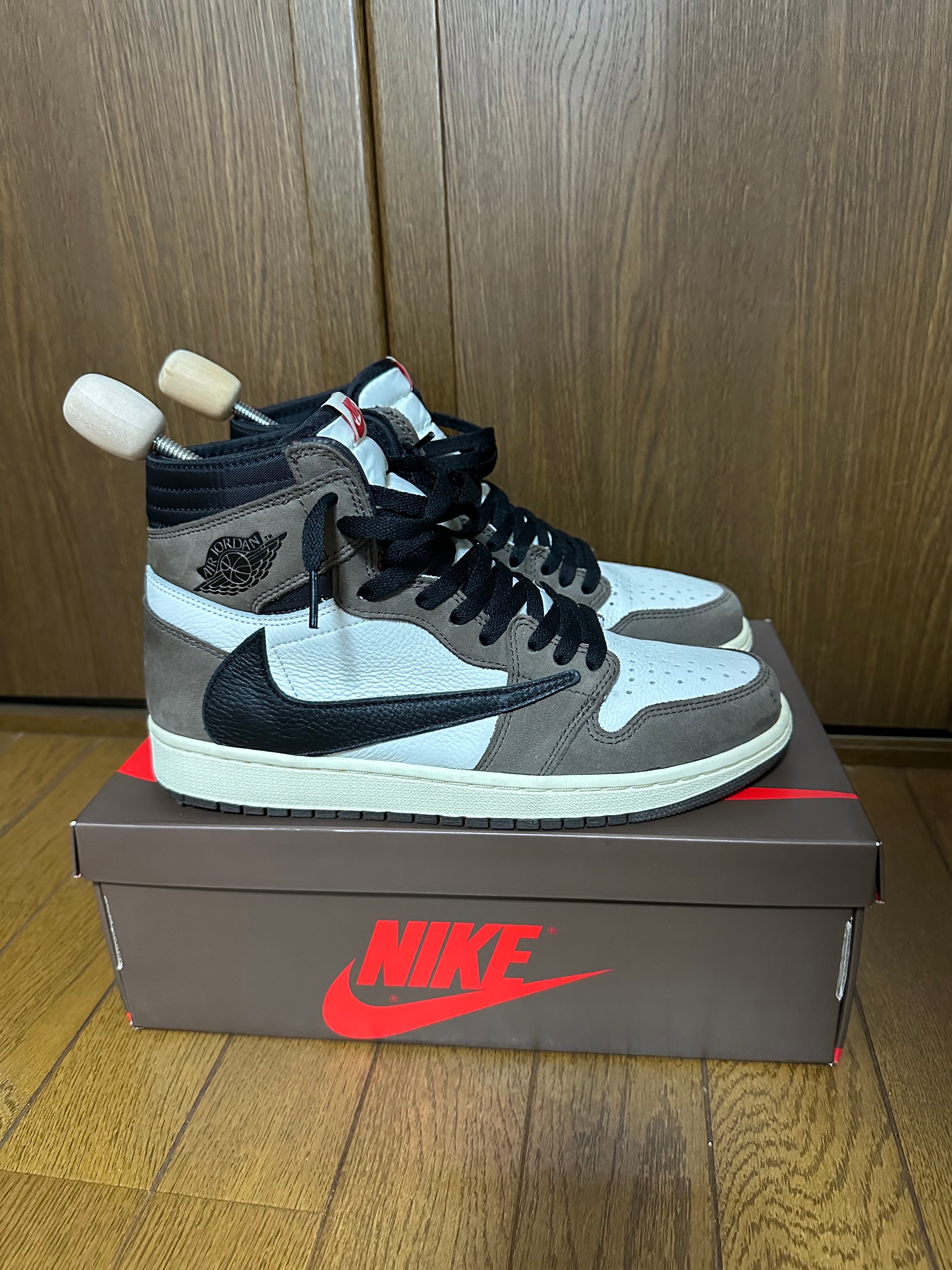 Travis Scott × Nike Air Jordan 1 Retro High OG TS SP "Sail/Dark Mocha"