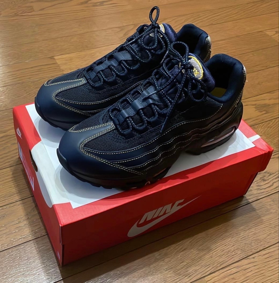 Nike Air Max 95 OG Big Bubble "Obsidian/Varsity Maize"