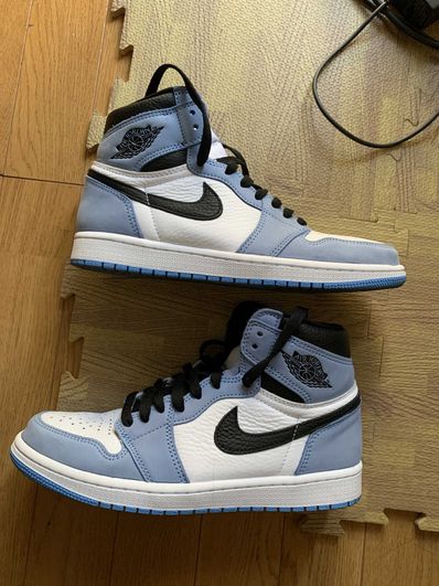 Nike Air Jordan 1 High OG "University Blue"