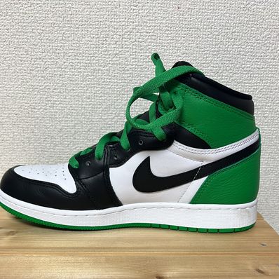 Nike GS Air Jordan 1 Retro High OG "Celtics/Black and Lucky Green" (2023)