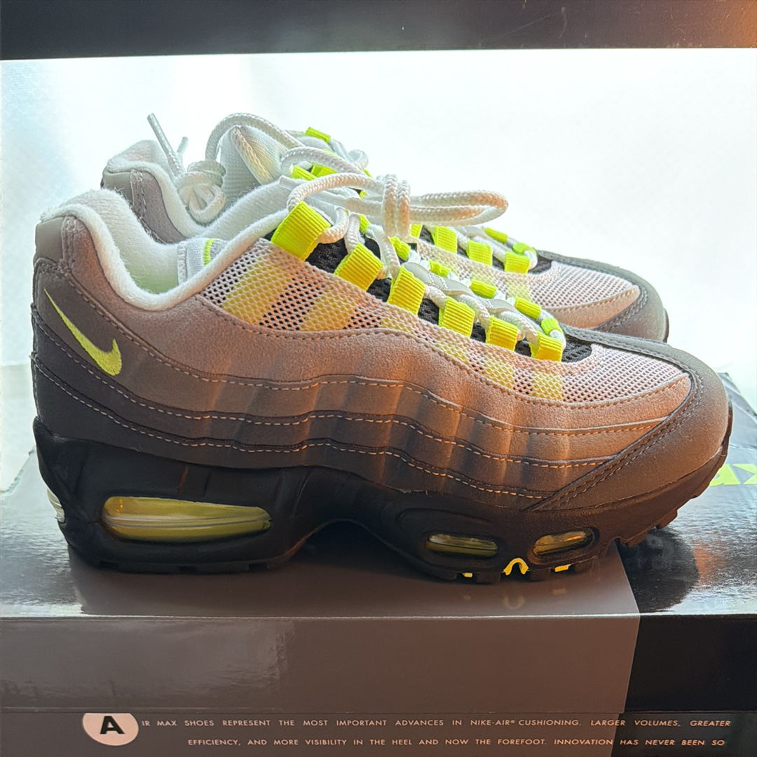 Nike Women's Air Max 95 Big Bubble "Neon Yellow" (2026)