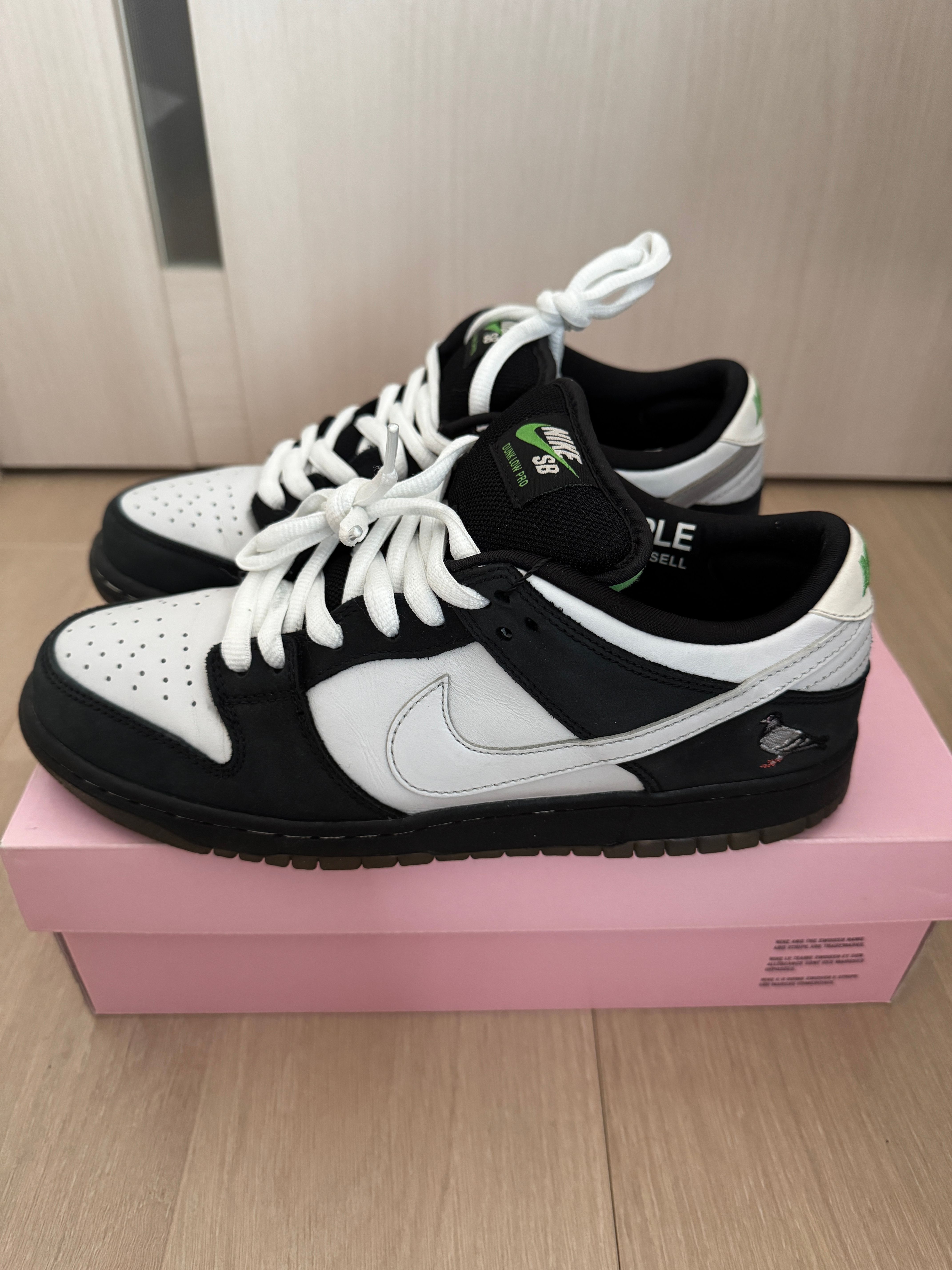 STAPLE × Nike SB Dunk Low "Pigeon Black/White"