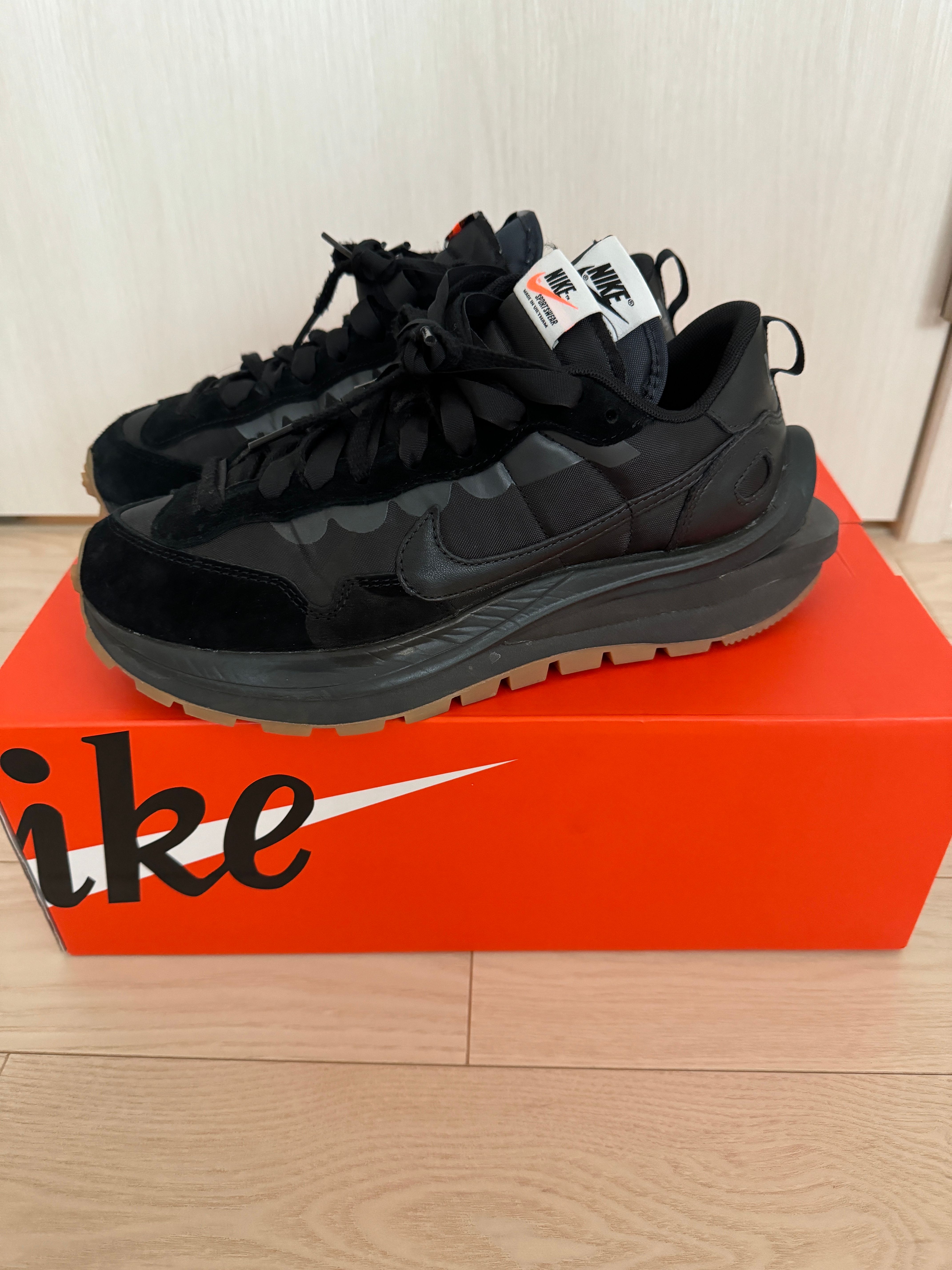 sacai × Nike VaporWaffle "Black Gum"