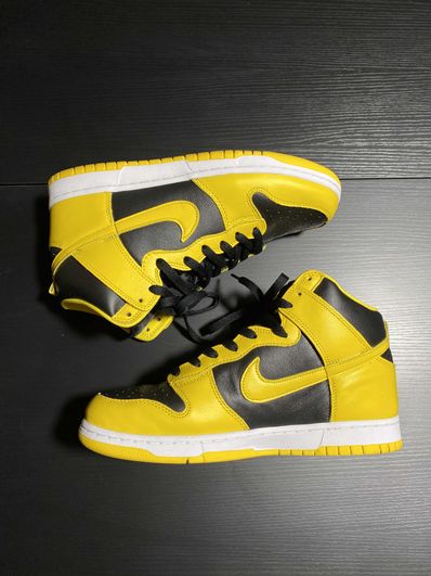 Nike Dunk High "Black/Varsity Maize"