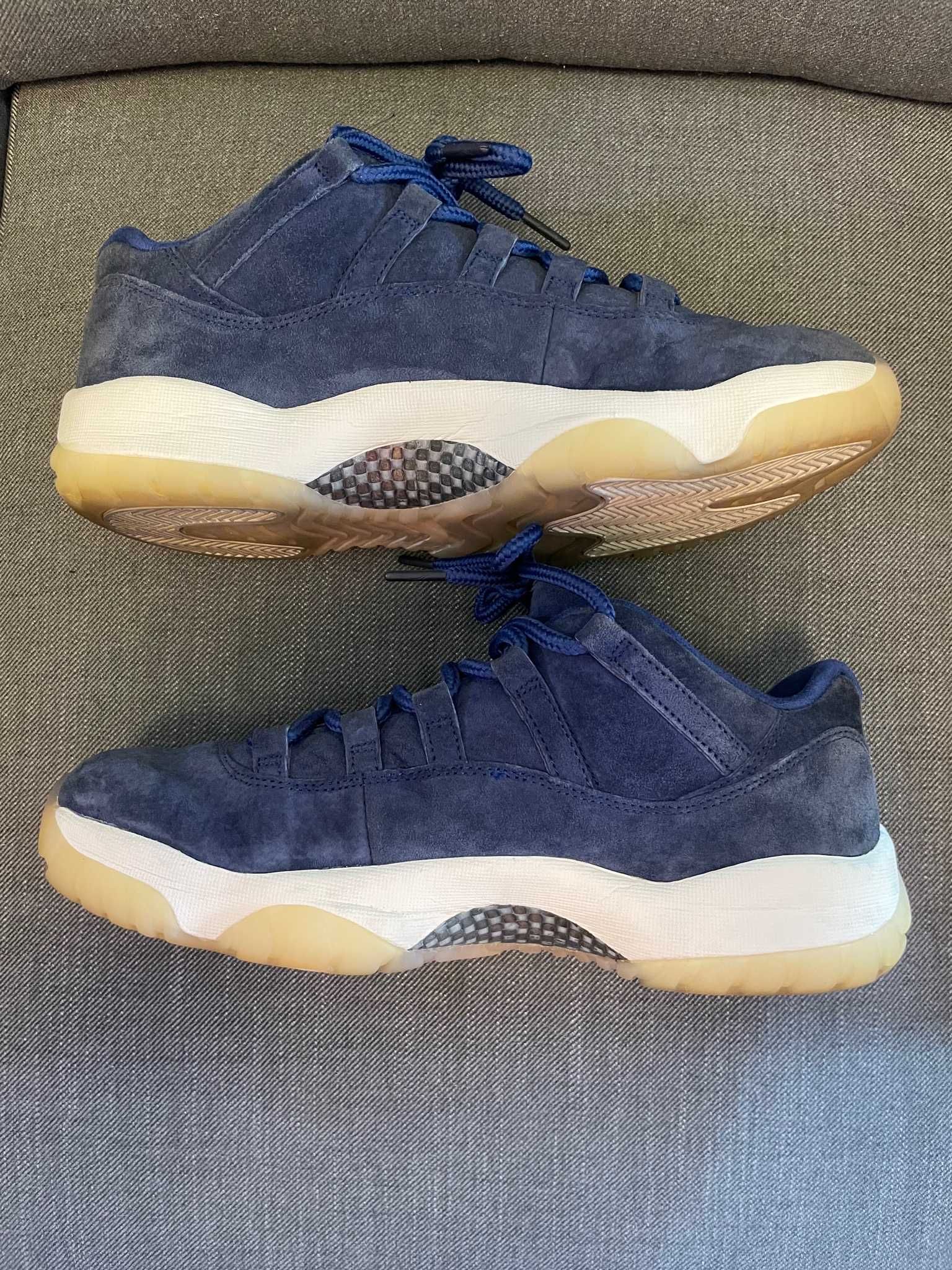 Nike Air Jordan 11 Retro Low "Derek Jeter/RE2PECT"