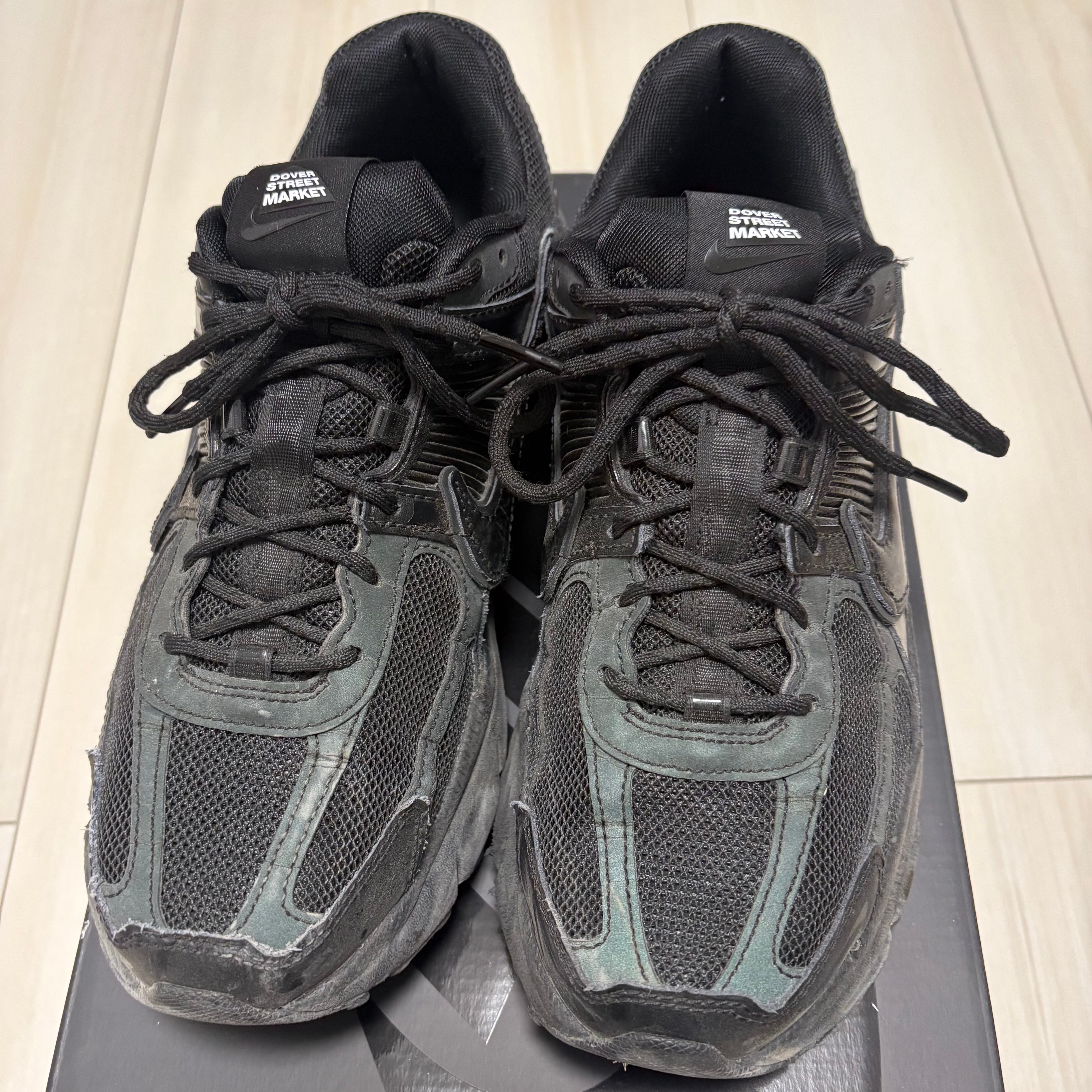 Dover Street Market × Nike Zoom Vomero 5 "Black"