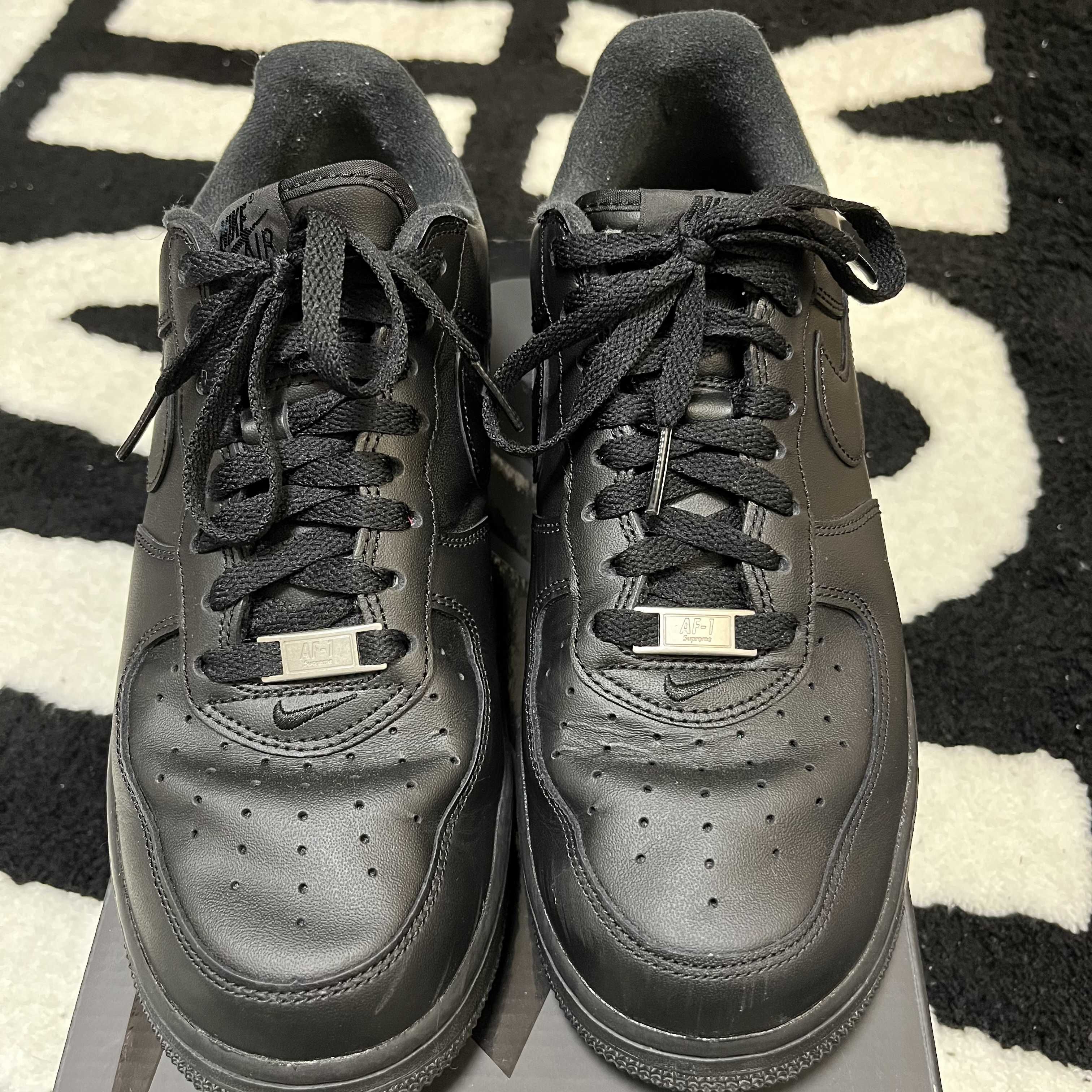 Supreme × Nike Air Force 1 Low "Black"
