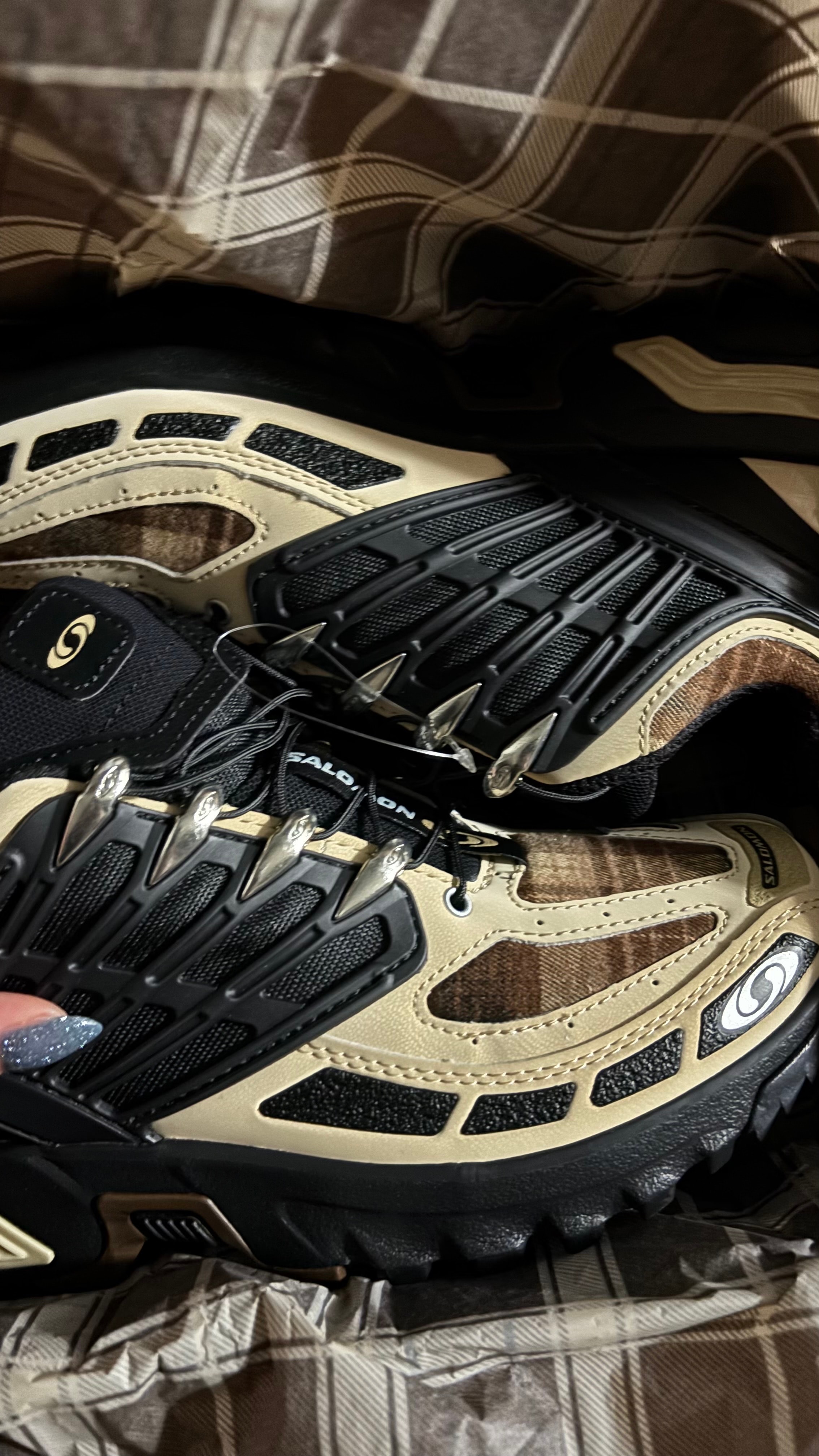 サロモン ACS プロ ホリデー "ブラック/サファリ"