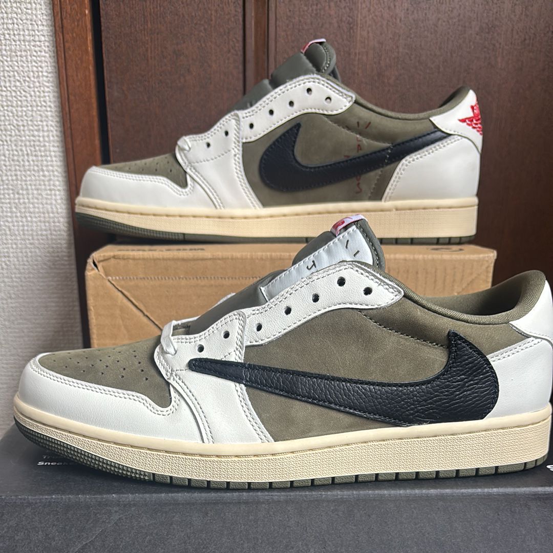 Travis Scott × Nike Air Jordan 1 Low OG SP "Reverse Olive"