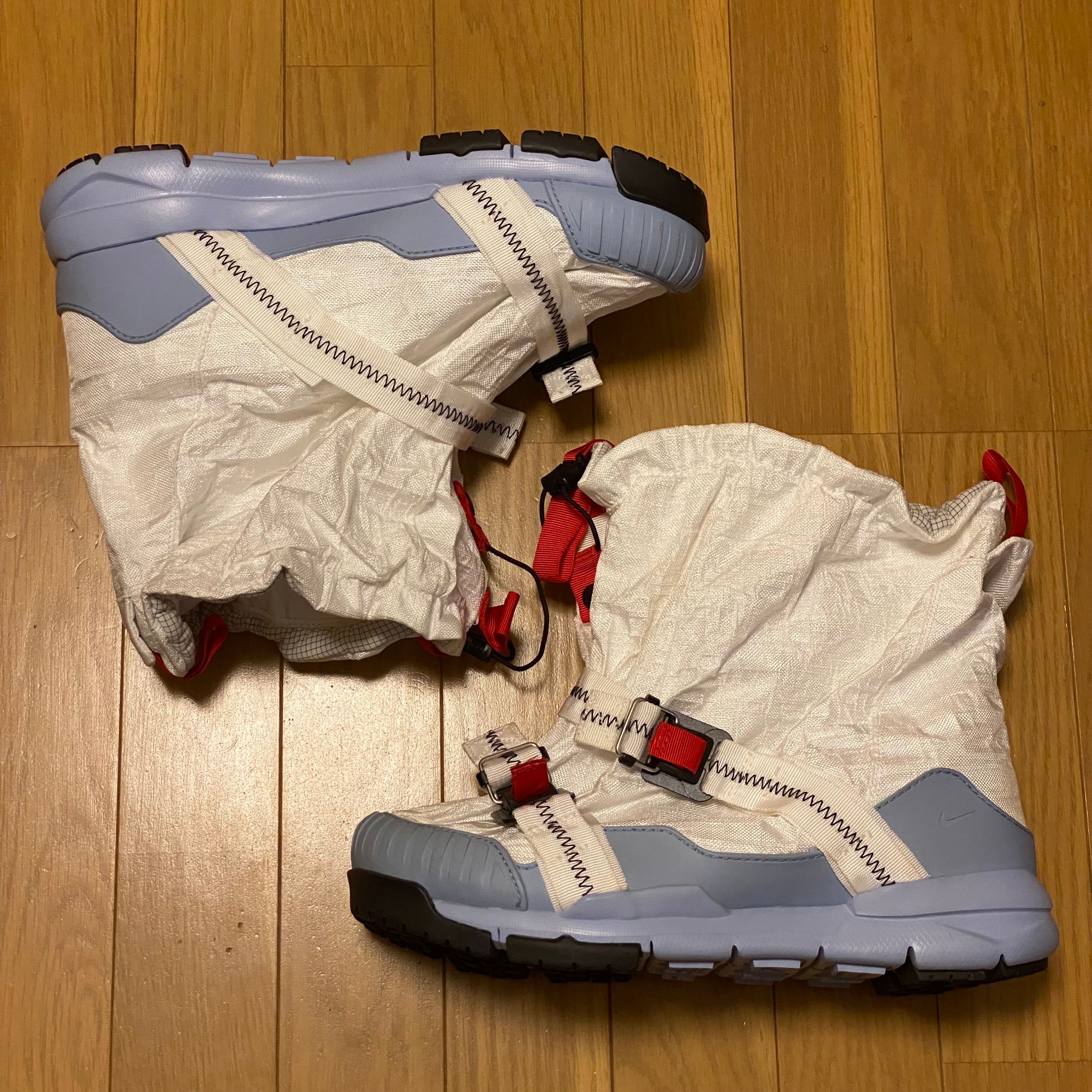 TOM SACHS × NIKE MARSYARD OVERSHOE "WHITE/LIGHT BLUE"