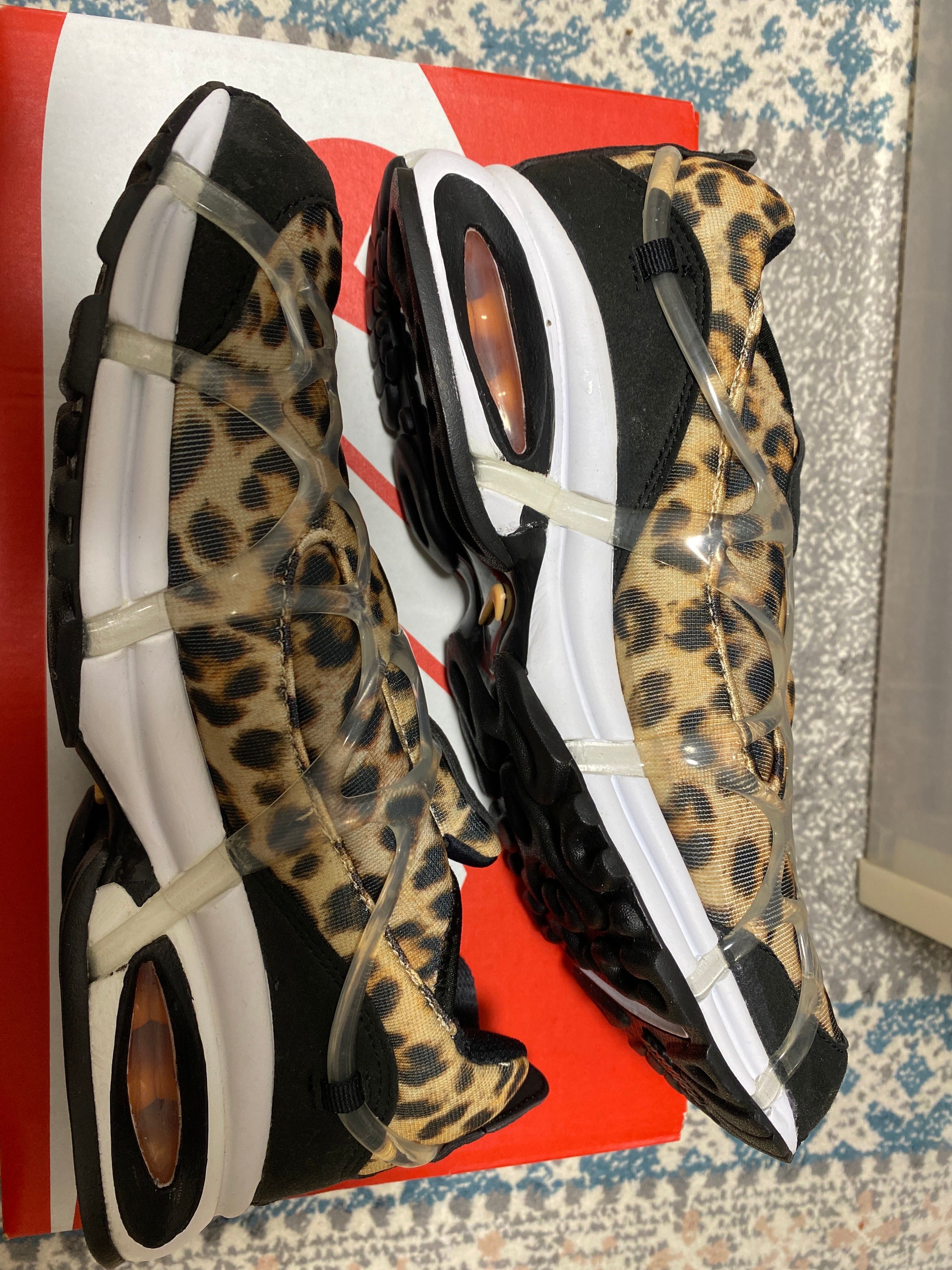 Nike Air Kukini "Leopard Kumquat and Action Red"