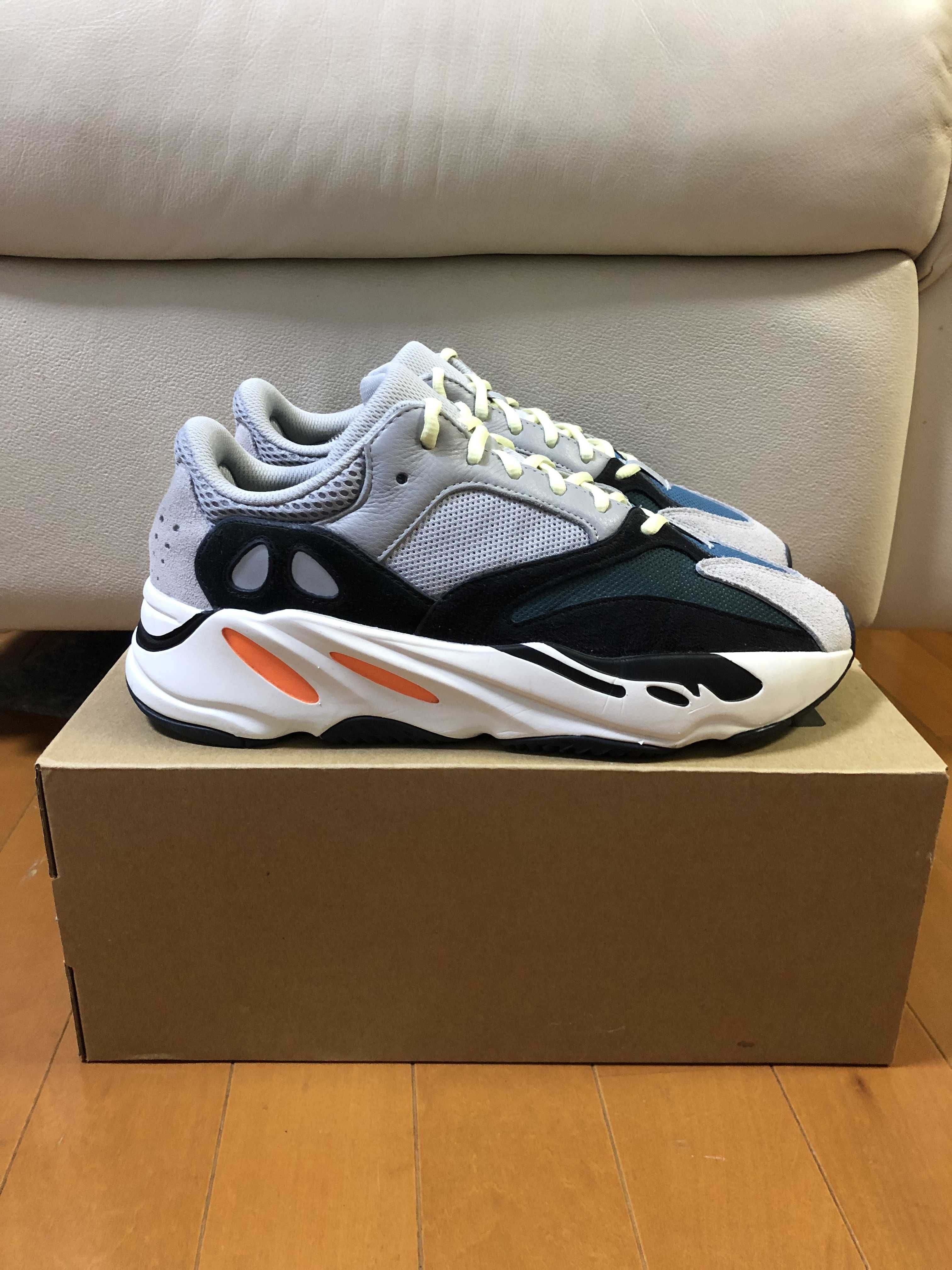 adidas YEEZY Boost 700 "Wave Runner"