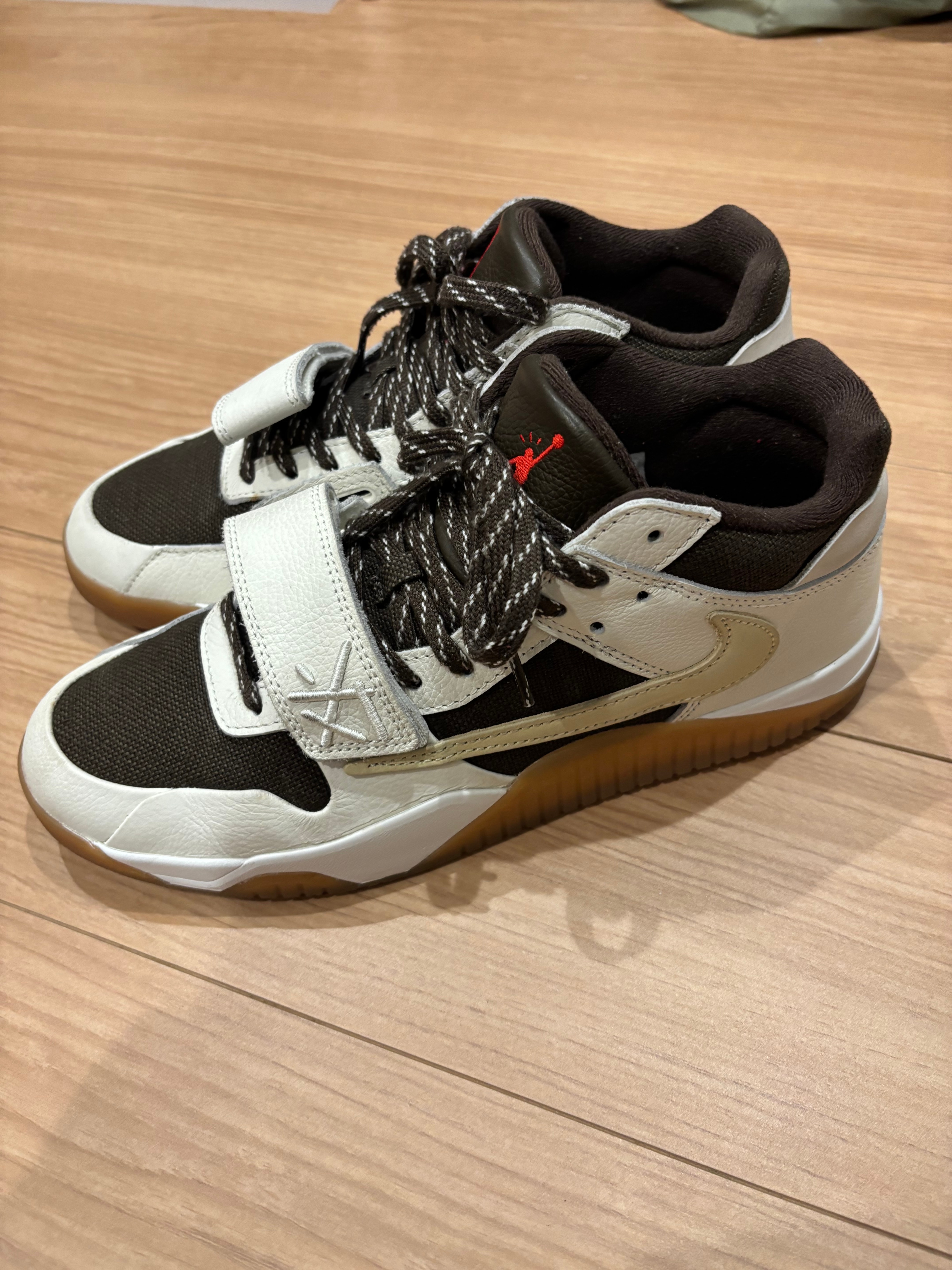 Travis Scott × Nike Jordan Jumpman Jack TR "Sail and Dark Mocha"