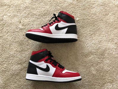 Nike Women's Air Jordan 1 High OG "Satin Red"