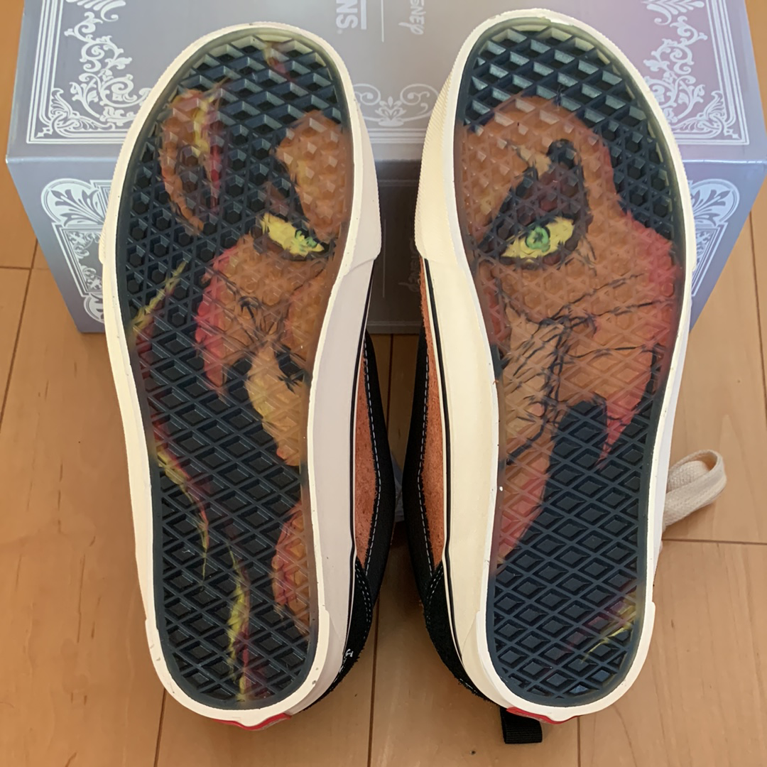 ディズニー × バンズ ニュースクール "スカーブラック/ブラウン"