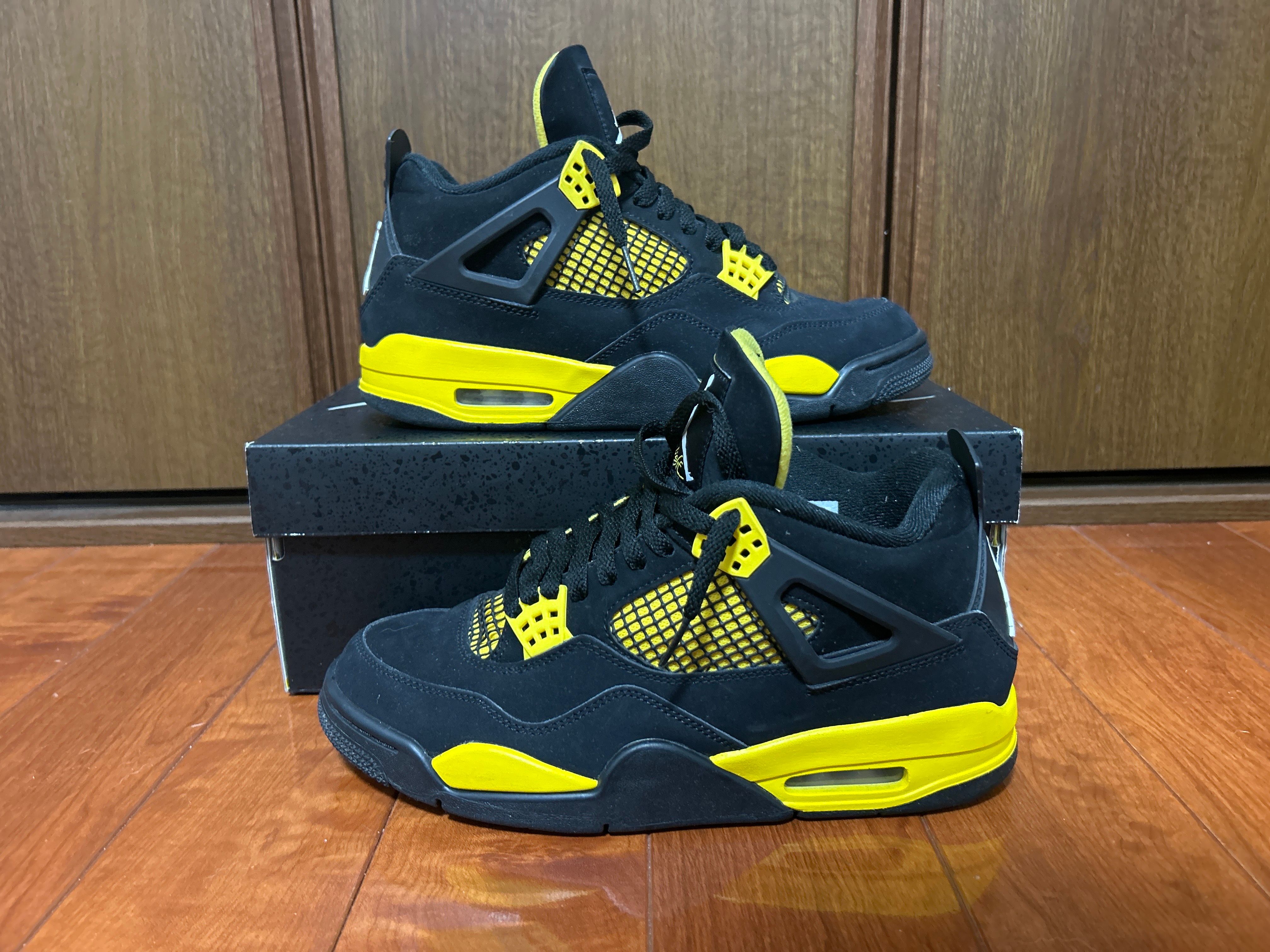 Nike Air Jordan 4 Retro "Thunder"(2023)