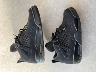 Nike Air Jordan 4 "Black Cat"
