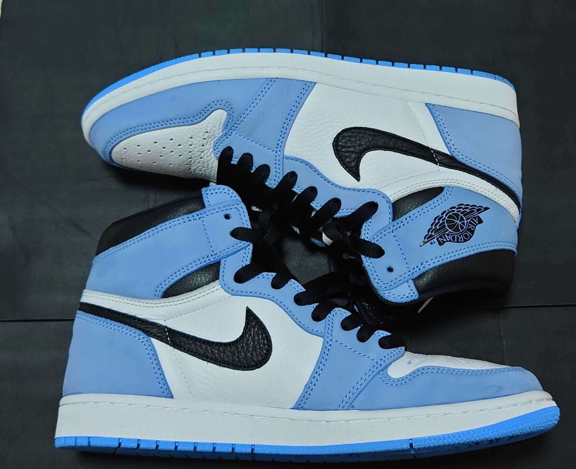 Nike Air Jordan 1 High OG "University Blue"