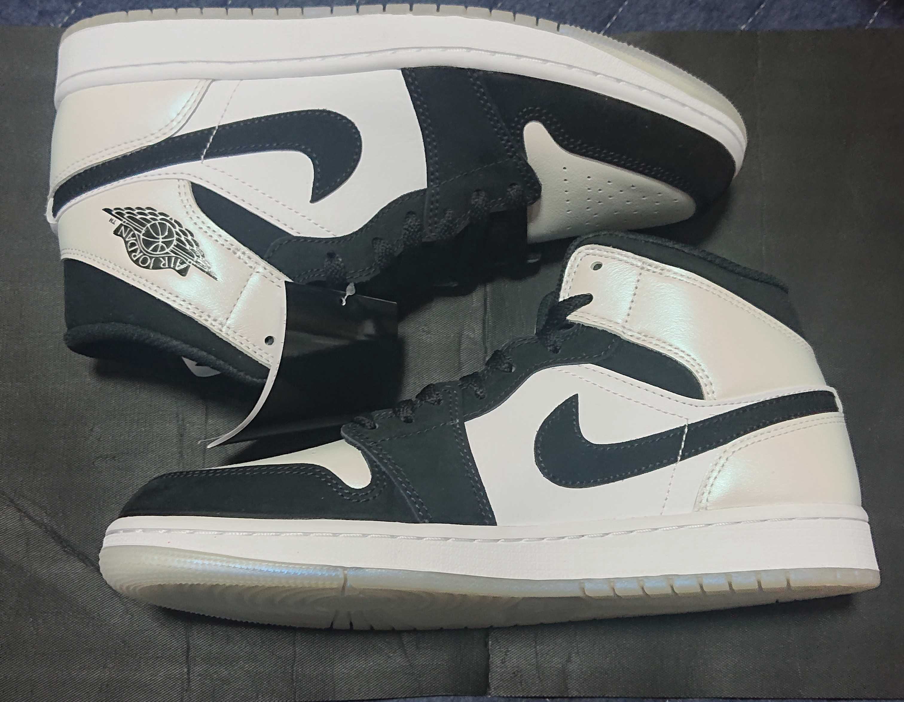 Nike Air Jordan 1 Mid "Omega/Black/White"