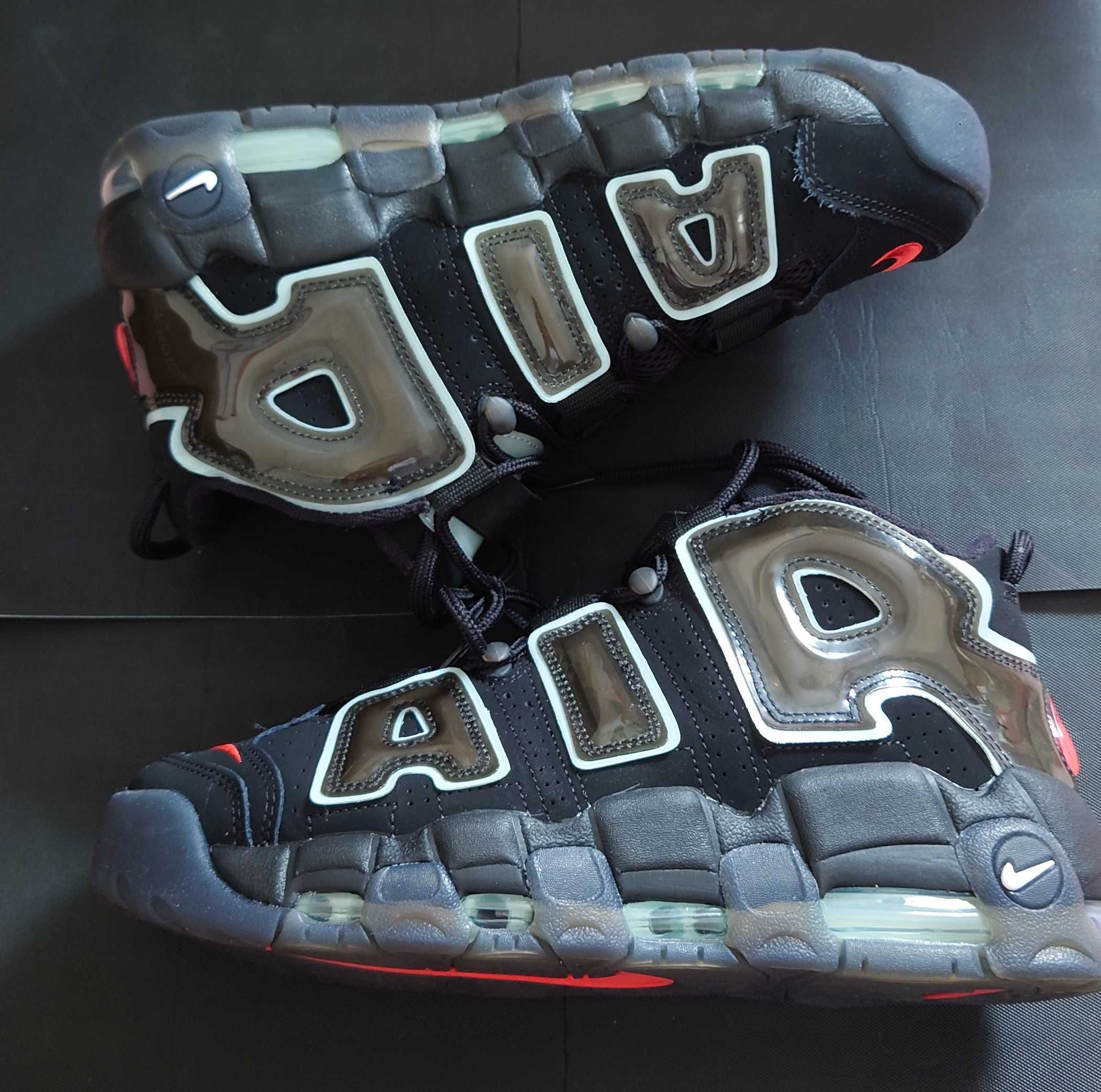 Nike Air More Uptempo "Made You Look"