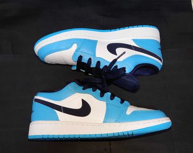 Nike GS Air Jordan 1 Low "University Blue"