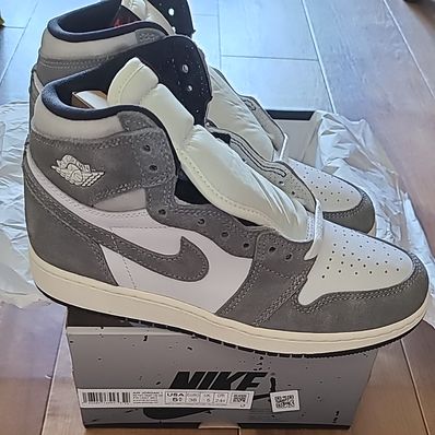 Nike GS Air Jordan 1 Retro High OG "Black and Smoke Grey"