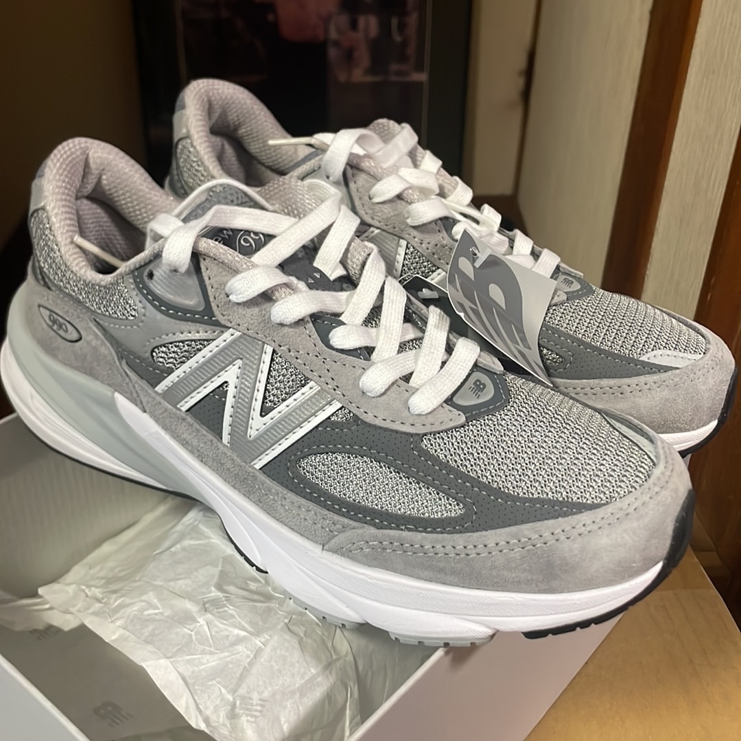 New Balance 990V6 "Gray" (Heel Logo NB)