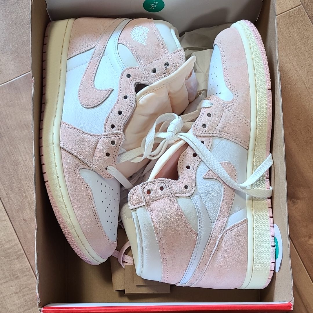 Nike Women's Air Jordan 1 Retro High OG "Washed Pink"