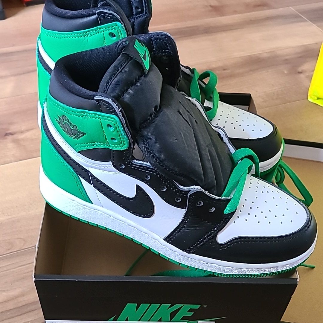 Nike GS Air Jordan 1 Retro High OG "Celtics/Black and Lucky Green" (2023)