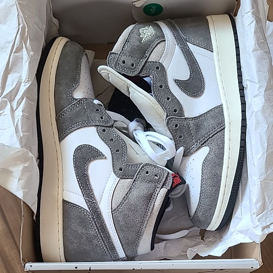 Nike GS Air Jordan 1 Retro High OG "Black and Smoke Grey"
