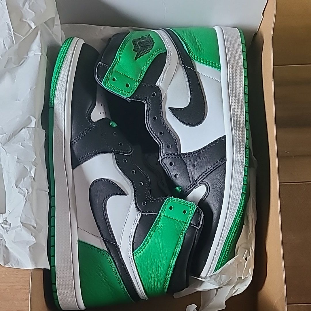 Nike Air Jordan 1 Retro High OG "Celtics/Black and Lucky Green" (2023)