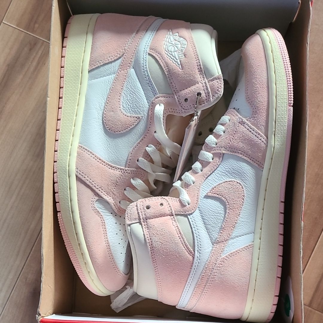 Nike Women's Air Jordan 1 Retro High OG "Washed Pink"