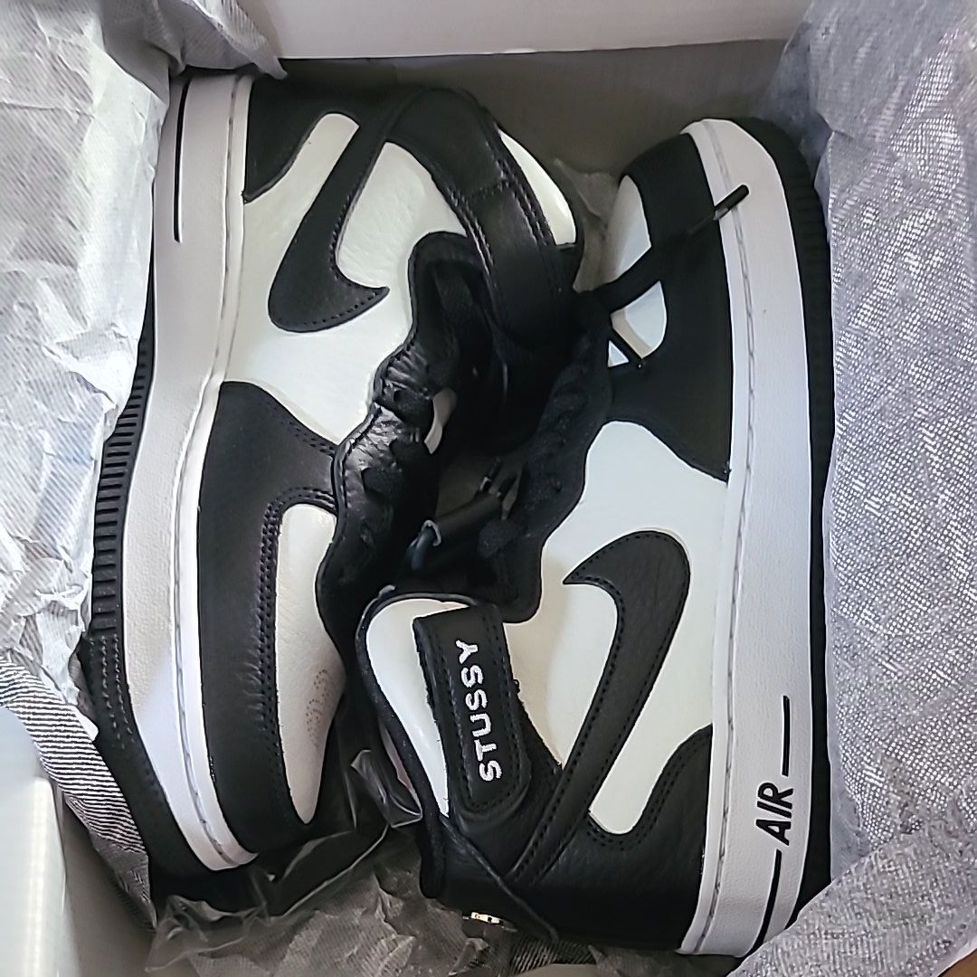 Stussy × Nike Air Force 1 Mid "Black and Light Bone"