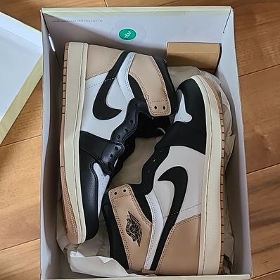 Nike Women's Air Jordan 1 Retro High OG "Latte"