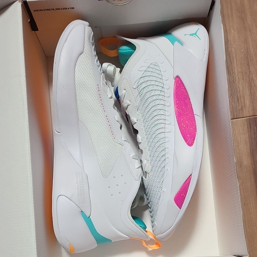 Nike Luka 1 "White/Fire Pink"