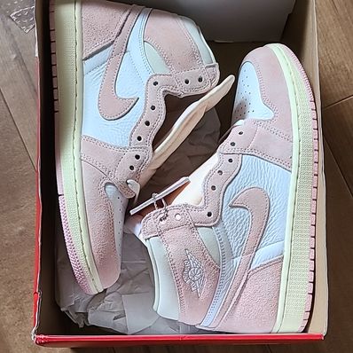 Nike Women's Air Jordan 1 Retro High OG "Washed Pink"