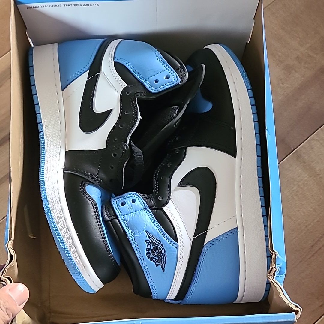 Nike GS Air Jordan 1 Retro High OG "University Blue/UNC Toe"