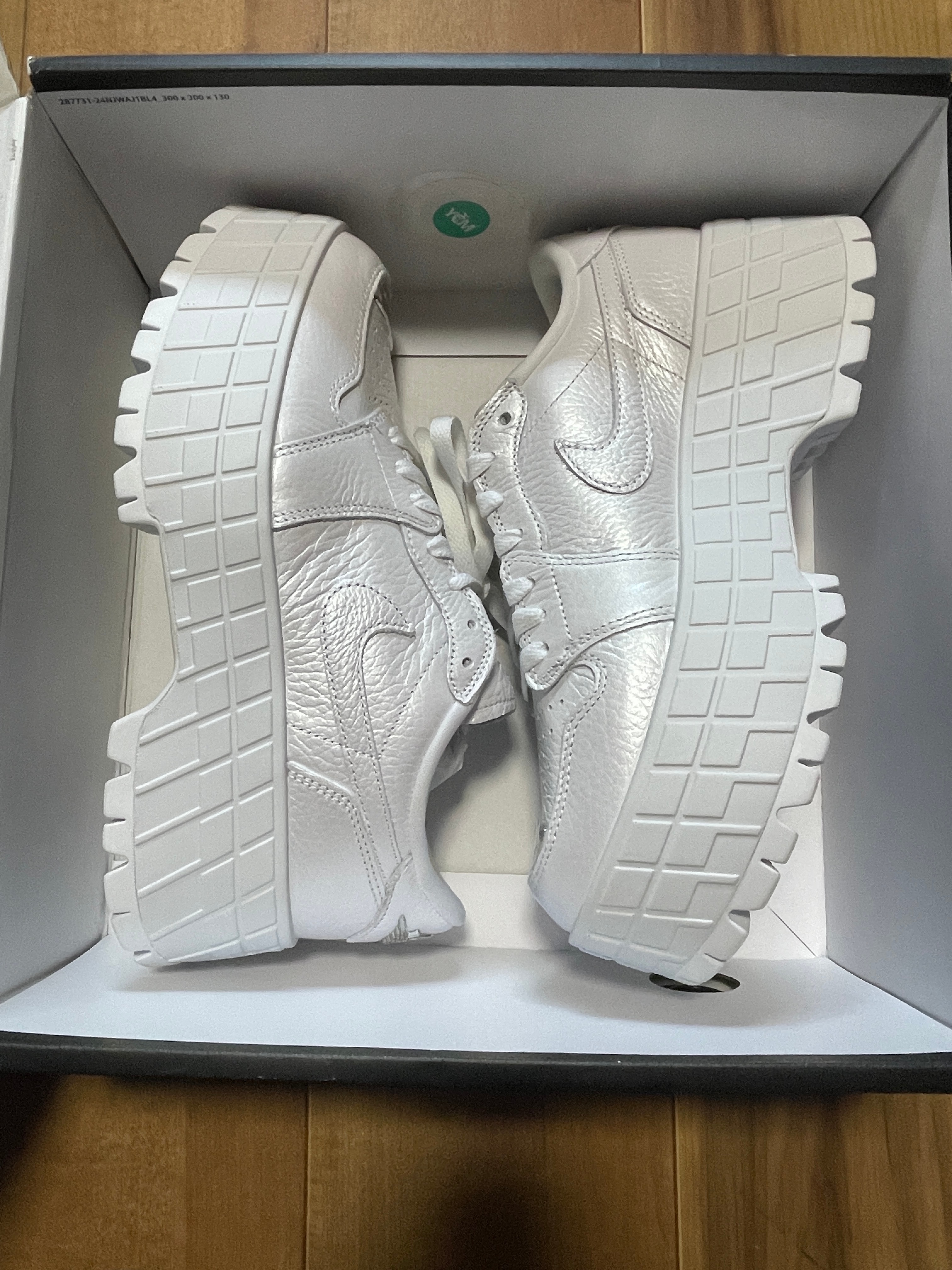 Nike Women's Air Jordan 1 Brooklyn Low "White"