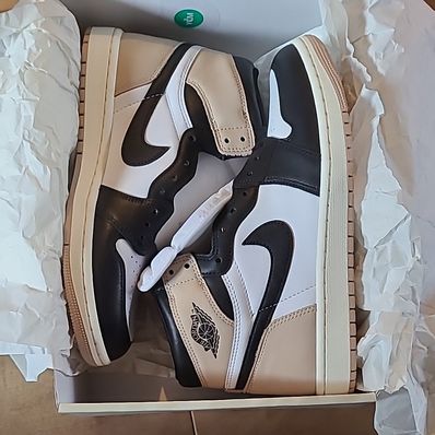 Nike Women's Air Jordan 1 Retro High OG "Latte"