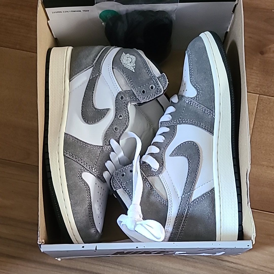 Nike GS Air Jordan 1 Retro High OG "Black and Smoke Grey"