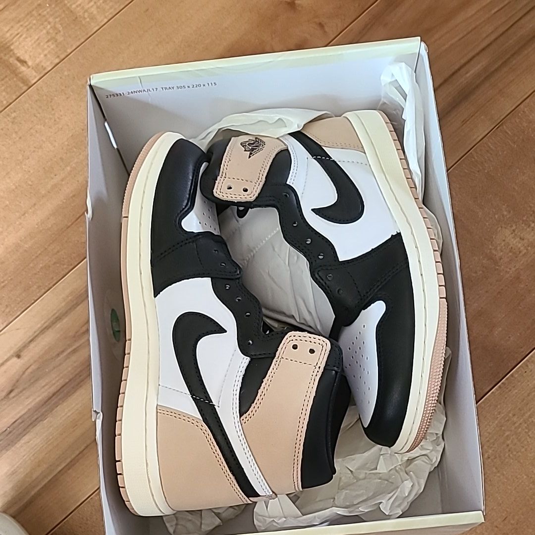 Nike Women's Air Jordan 1 Retro High OG "Latte"