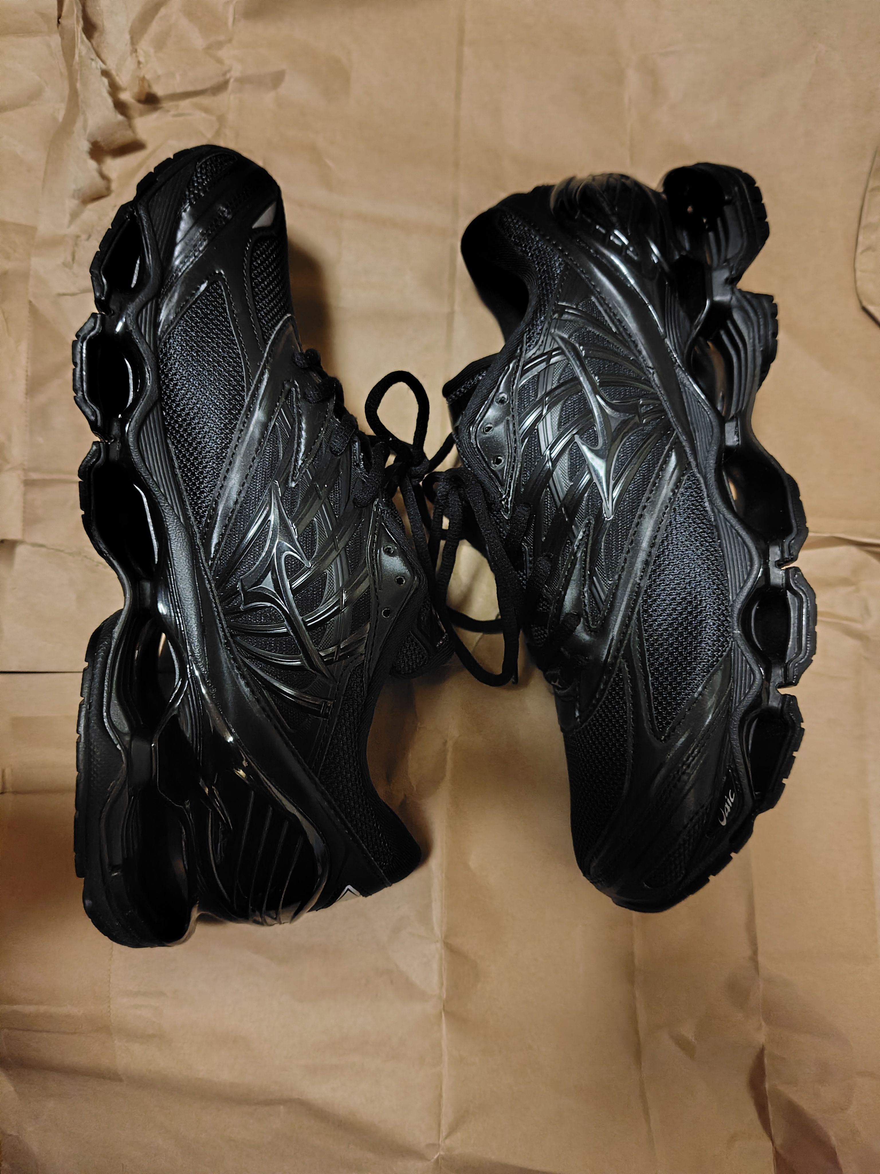 Mizuno Wave Prophecy LS "Black"
